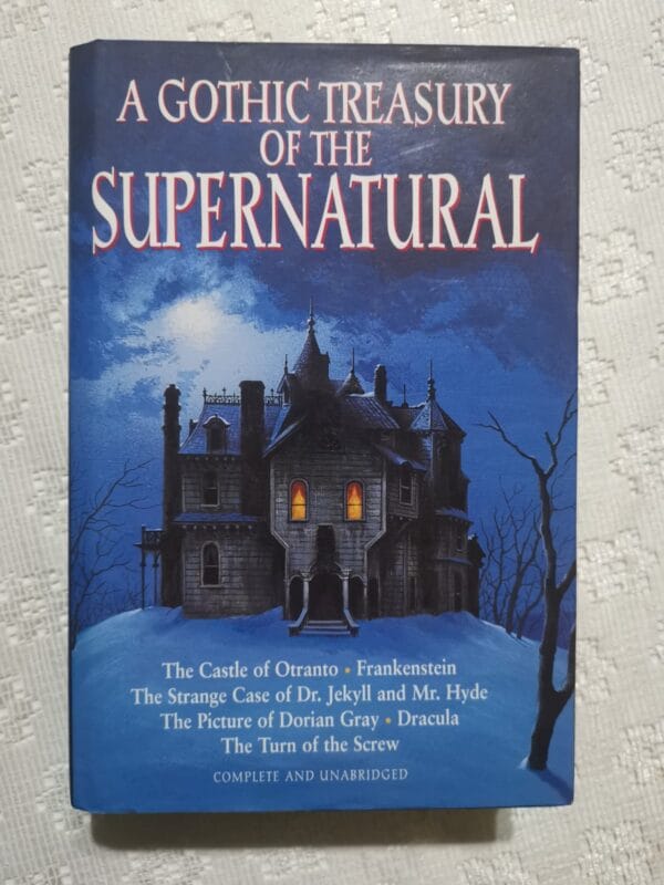 A Gothic Treasury Of The Supernatural (6-in-1) secondhand book