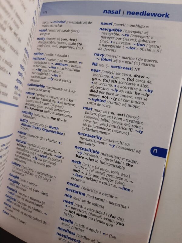 Oxford Colour Spanish Dictionary Plus