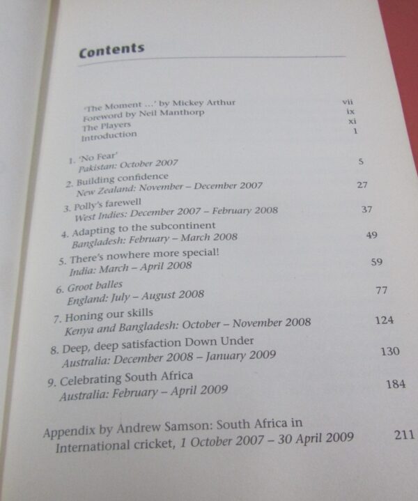 fullsizeoutput_3db6 A Captain’s Diary 2007 to 2009 – Graeme Smith **SIGNED** secondhand book