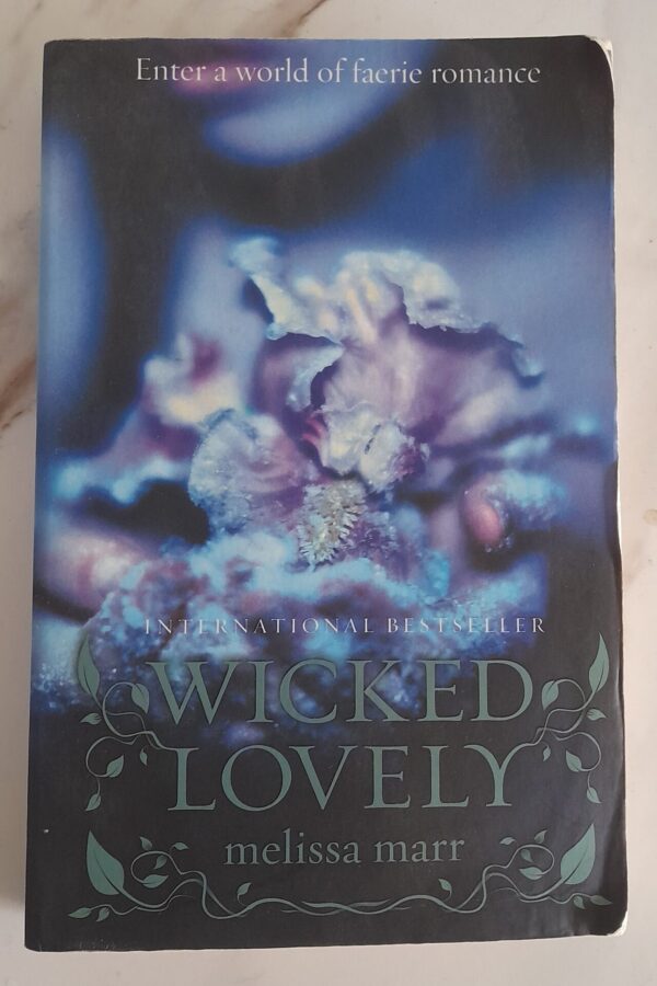 Wicked Lovely – Melissa Marr secondhand book