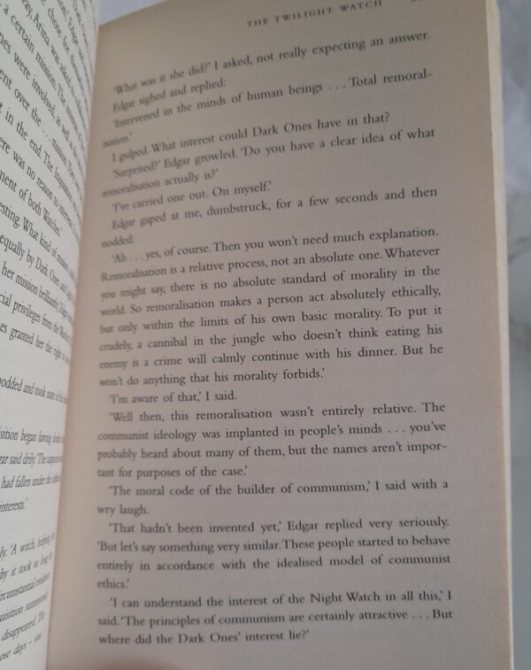 The Twilight Watch – Sergei Lukyanenko secondhand book