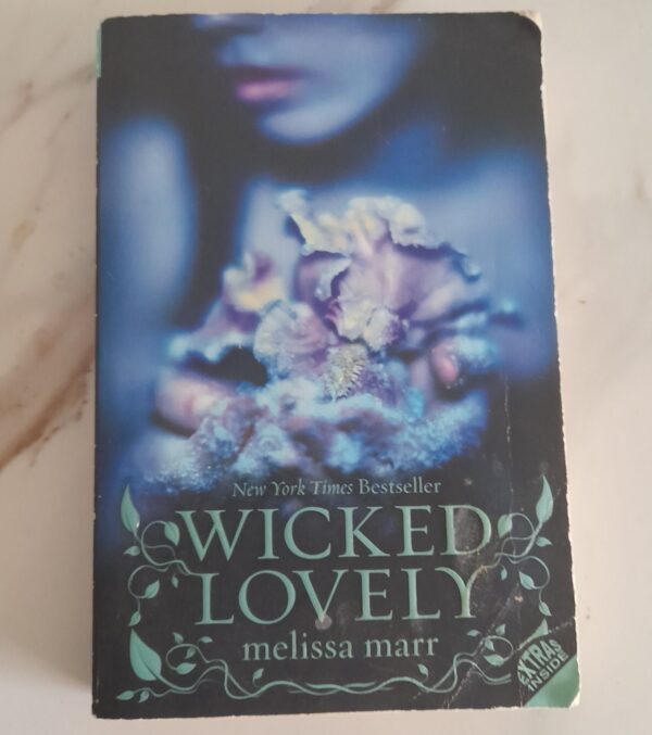 Wicked Lovely – Melissa Marr secondhand book