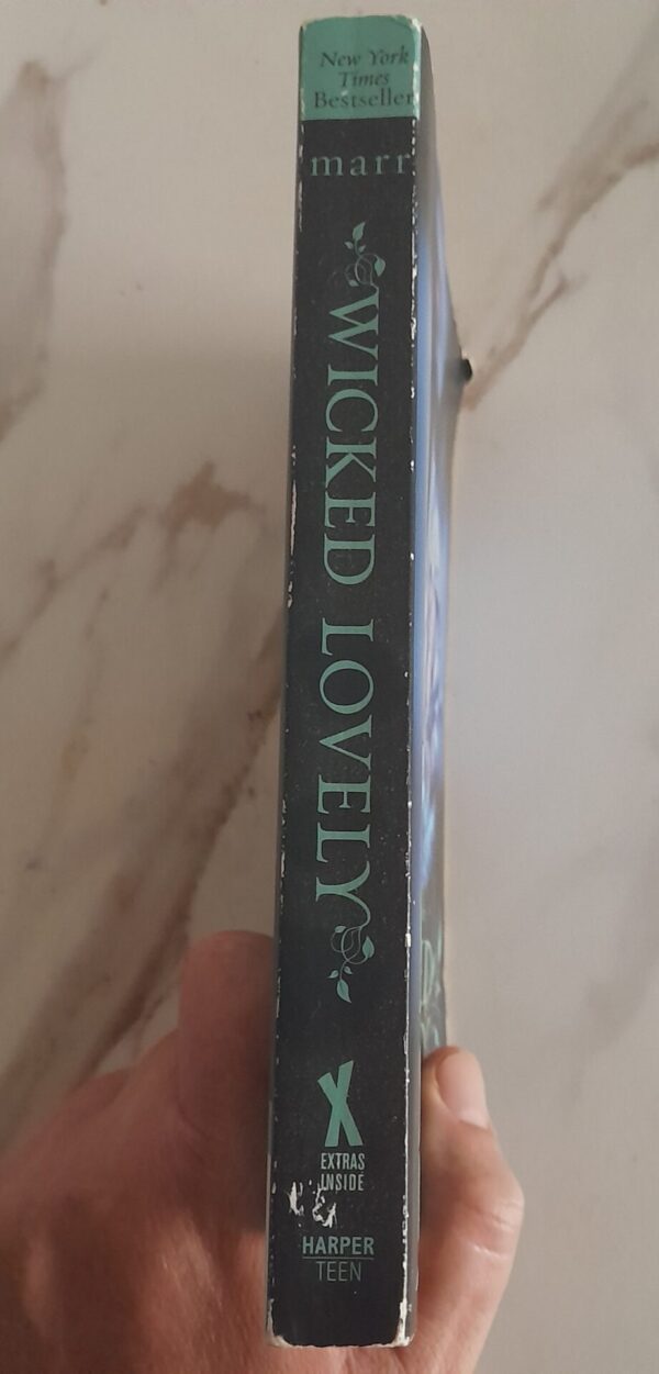 Wicked Lovely – Melissa Marr secondhand book