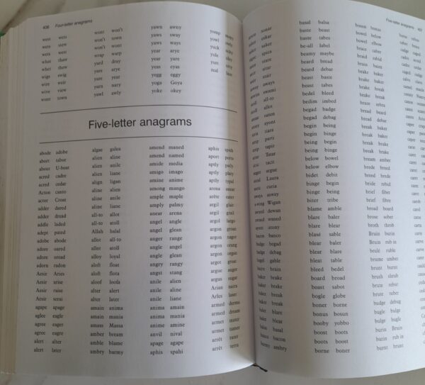 20250518_112124 Crossword Dictionary – Geddes & Grosset secondhand book