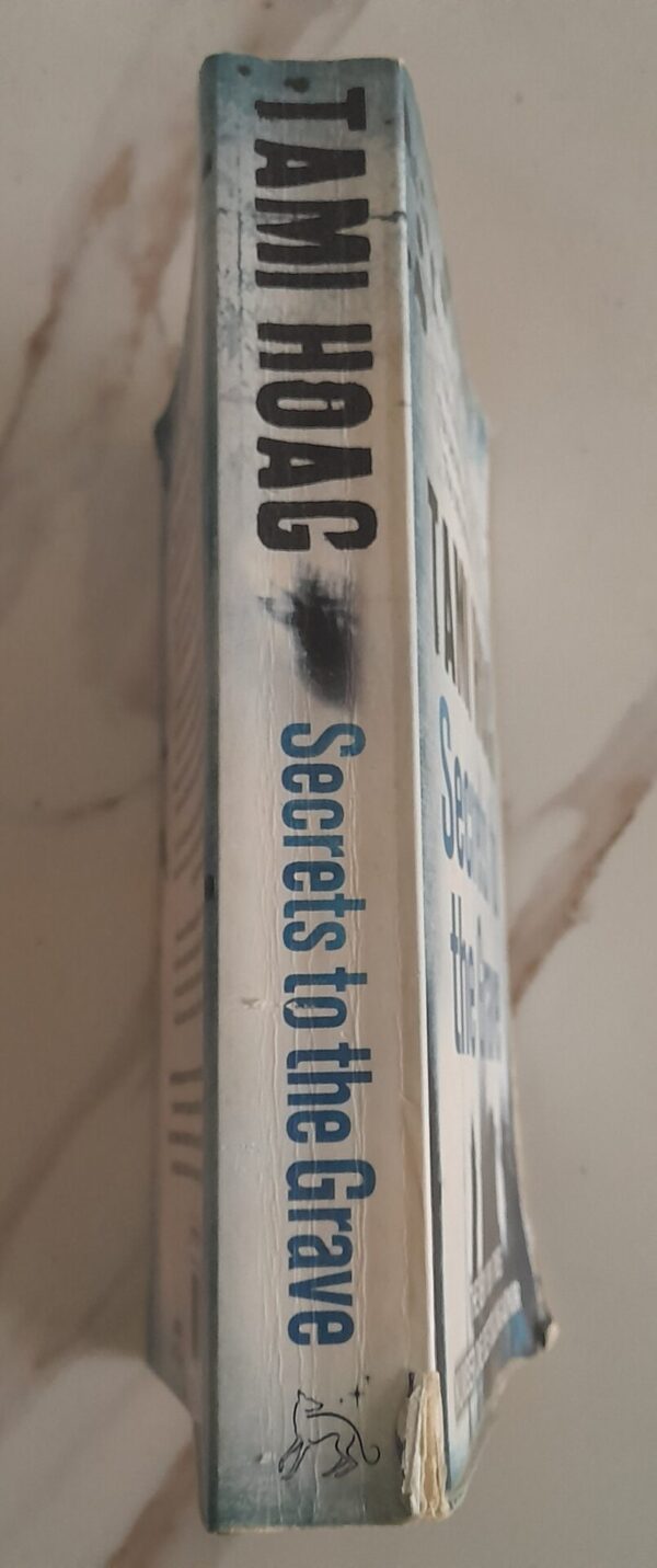 Secrets To The Grave – Tami Hoag secondhand book