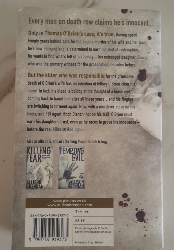 Playing Dead - Allison Brennan
