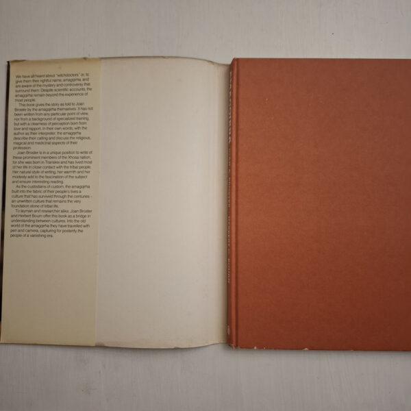 Amagqirha: Religion, Magic, And Medicine In Transkei - Joan A. Broster, Herbert C. Bourn