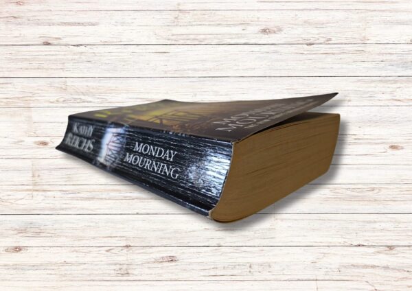 Monday Mourning – Kathy Reichs secondhand book