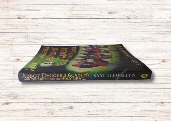 Bookle_20250625_232912_0001 Abbot Dagger’s Academy And The Quest For The Holy Grail – Sam Llewellyn secondhand book