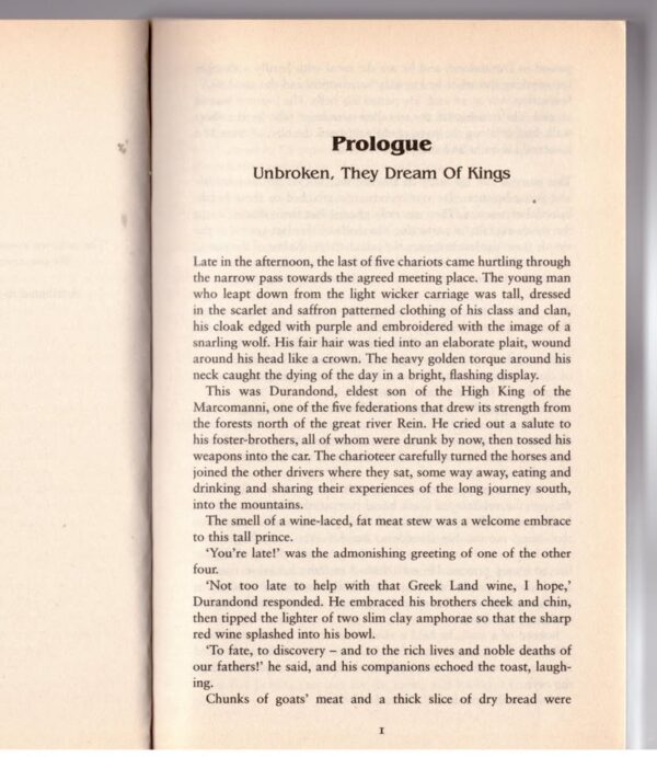 The Broken Kings: The Merlin Codex -- Robert Holdstock