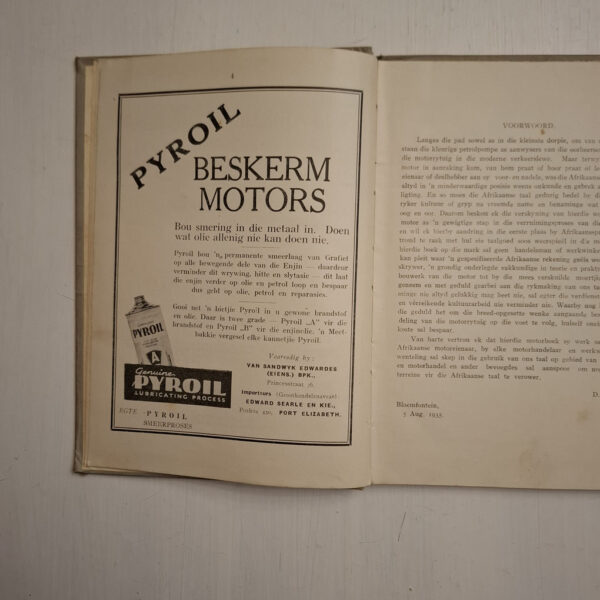Suid-Afrikaanse Motorterme (Afrikaans-Engels, Engels-Afrikaans) En Motorhandboek – Van Sandwyk, MC secondhand book