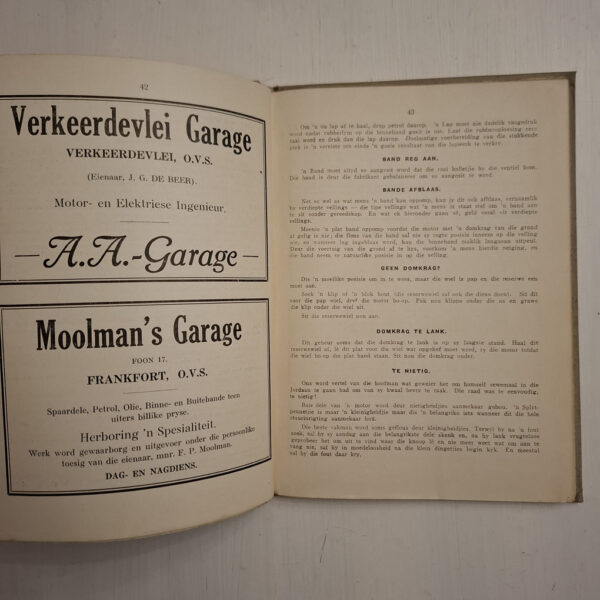 Suid-Afrikaanse Motorterme (Afrikaans-Engels, Engels-Afrikaans) En Motorhandboek – Van Sandwyk, MC secondhand book