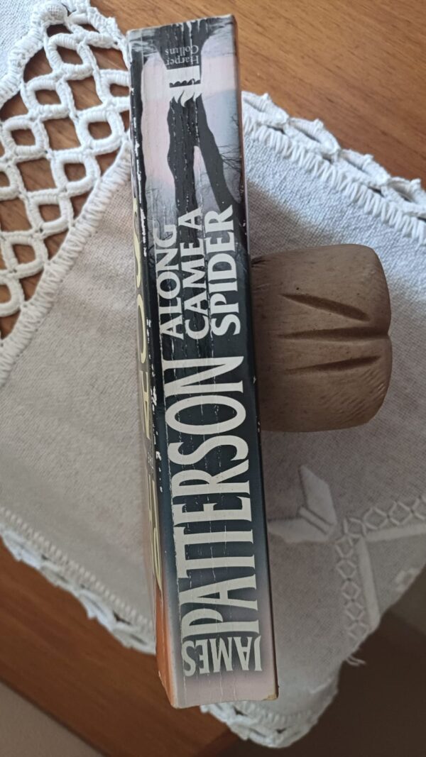 Along Came A Spider – James Patterson secondhand book
