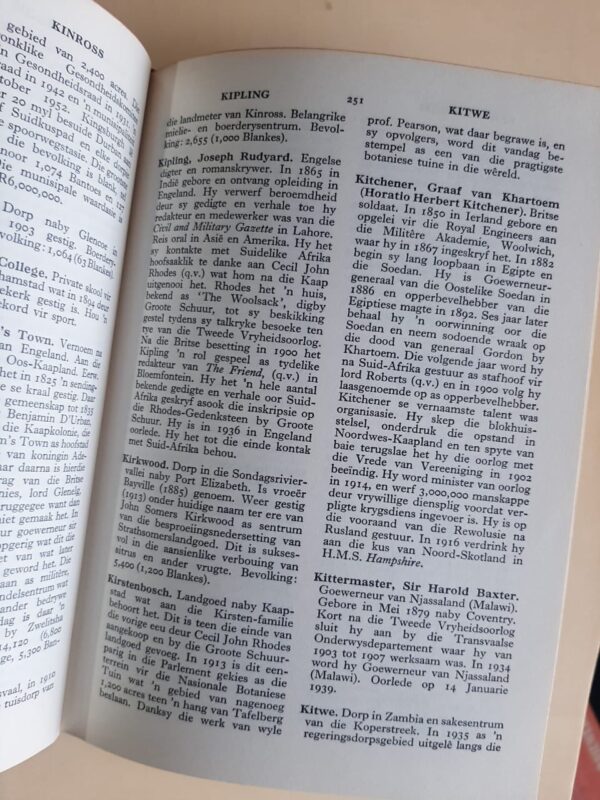 Ensiklopedie Van Suidelike Afrika – Eric Rosenthal secondhand book