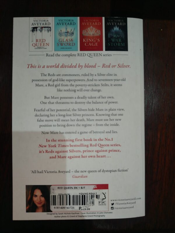 Red Queen – Victoria Aveyard secondhand book