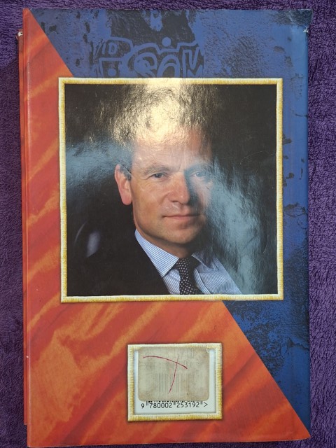 The Eleventh Commandment – Jeffrey Archer secondhand book