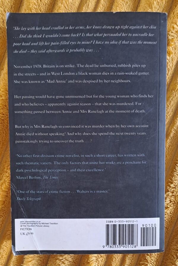 The Shape Of Snakes – Minette Walters secondhand book