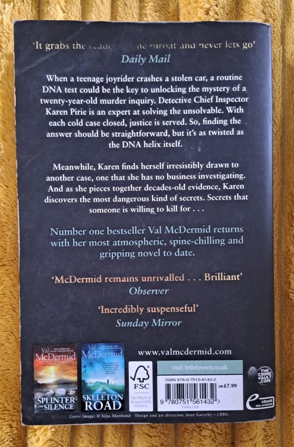 20250909_152025 Out Of Bounds – Val McDermid secondhand book