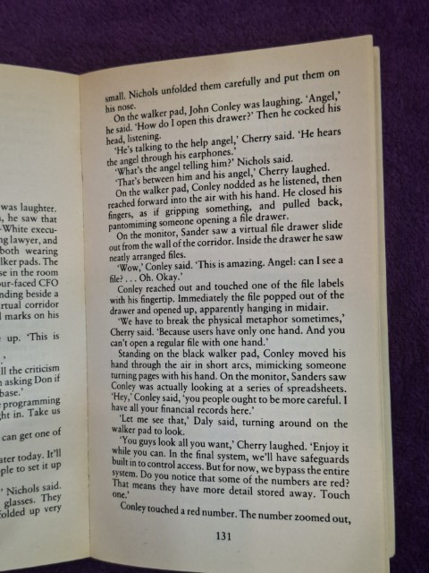 Disclosure – Michael Crichton secondhand book