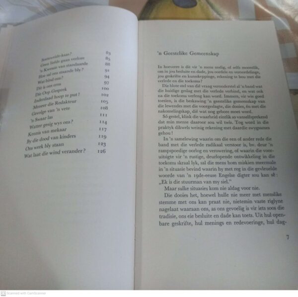 Kolom: Veertig Opstelle — W. E. G. Louw secondhand book
