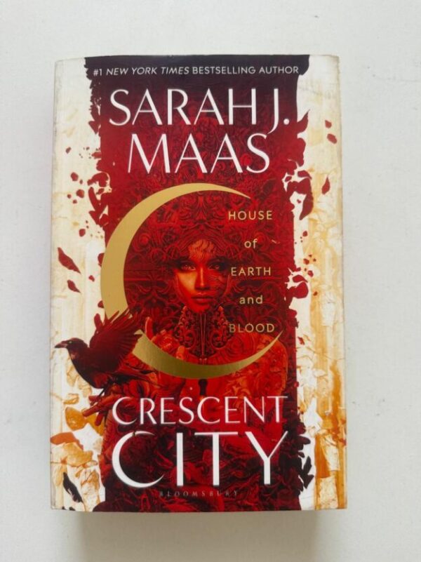 Crescent City: House Of Earth And Blood – Sarah J Maas secondhand book