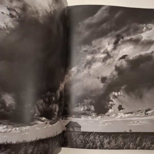 Buffalo Ballad: On The Trail Of An American Icon – Heidi & Hans-Jürgen Koch (English & German) secondhand book
