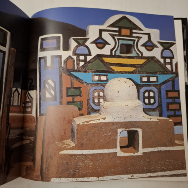 Ndebele: The Art Of An African Tribe – Margaret Courtney-Clarke secondhand book