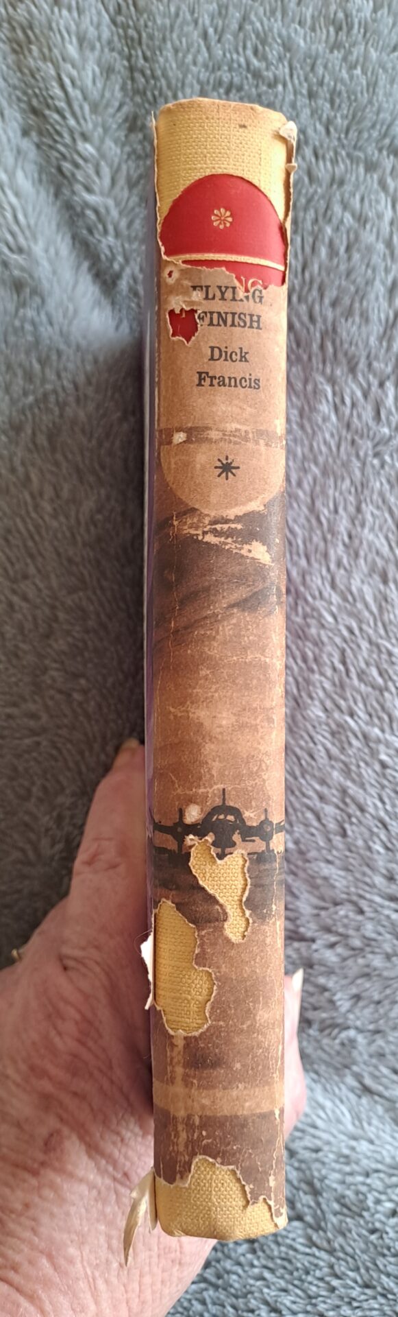 Flying Finish – Dick Francis secondhand book