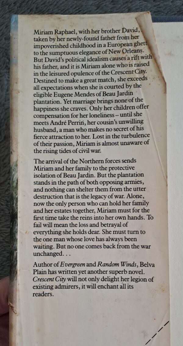 20251015_133513 Crescent City – Belva Plain secondhand book