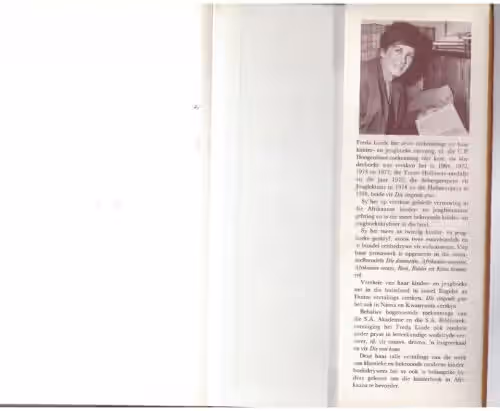 By Die Oog Van Die Fontein: Twee-En-Sestig Spreukryme — Freda Linde secondhand book