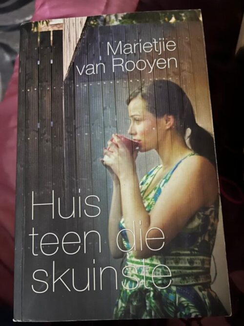 Huis Teen Die Skuinste - Marietjie Van Rooyen