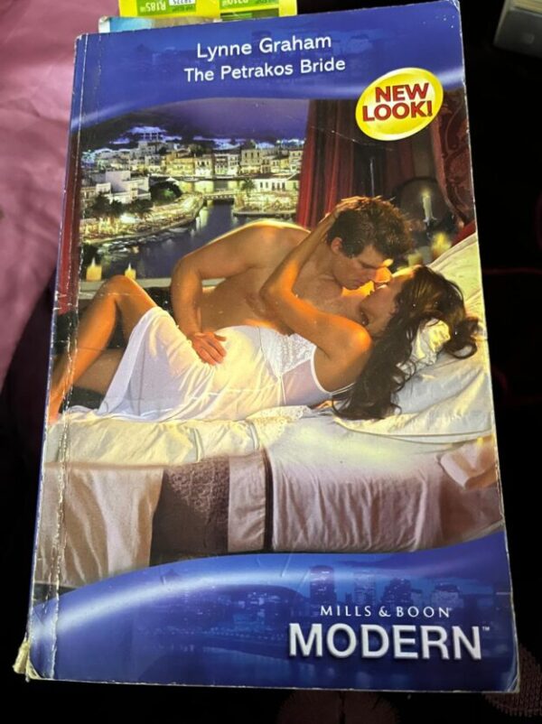 The Petrakos Bride – Lynne Graham secondhand book