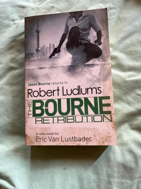 The Bourne Retribution – Robert Ludlum secondhand book