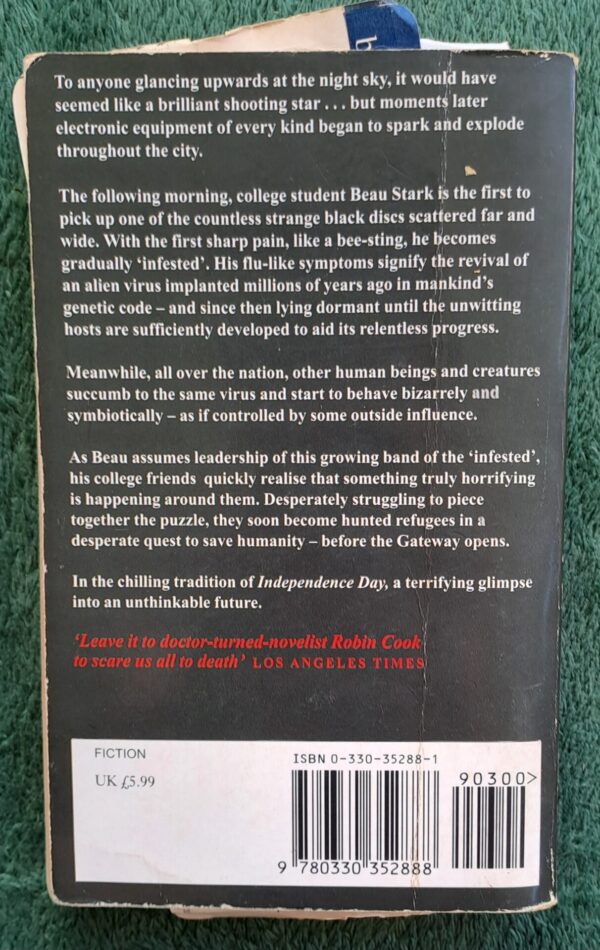 Invasion – Robin Cook secondhand book