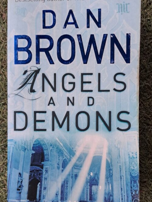 Angels And Demons – Dan Brown secondhand book