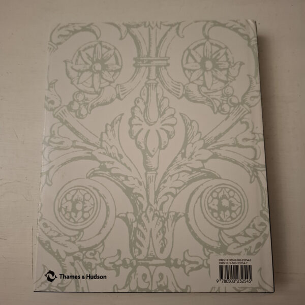 Cast Iron Decoration: A world Survey – E. Graeme Robertson; Joan Robertson secondhand book