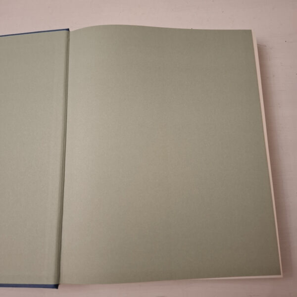 Cast Iron Decoration: A world Survey – E. Graeme Robertson; Joan Robertson secondhand book