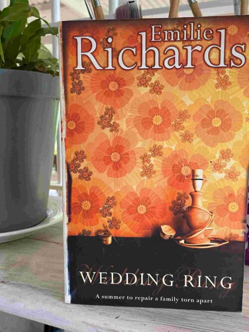 Wedding Ring - Emilie Richards Wedding Ring – Emilie Richards secondhand book