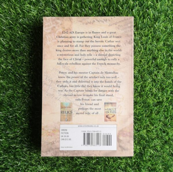 Painted In Blood – Pip Vaughan-Hughes secondhand book