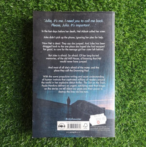 Into the Water – Paula Hawkins secondhand book
