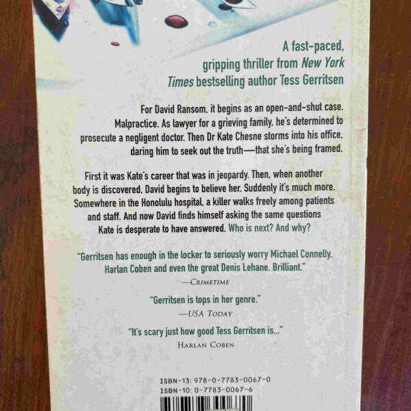 Under The Knife – Tess Gerritsen secondhand book