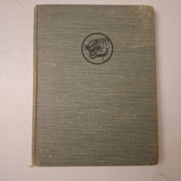 Behind The Lens In Tigerland - Arthur Musselwhite Behind The Lens In Tigerland – Arthur Musselwhite secondhand book