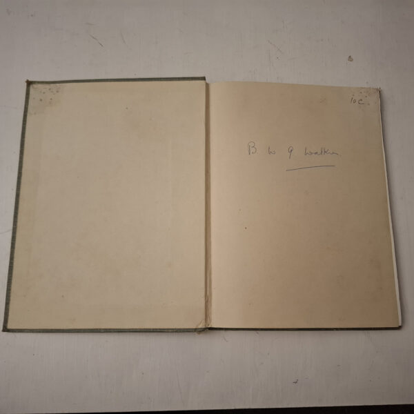 20251211_212002 Behind The Lens In Tigerland – Arthur Musselwhite secondhand book