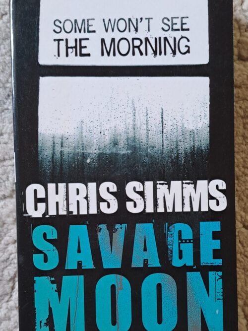 Savage Moon - Chris Simms Savage Moon – Chris Simms secondhand book