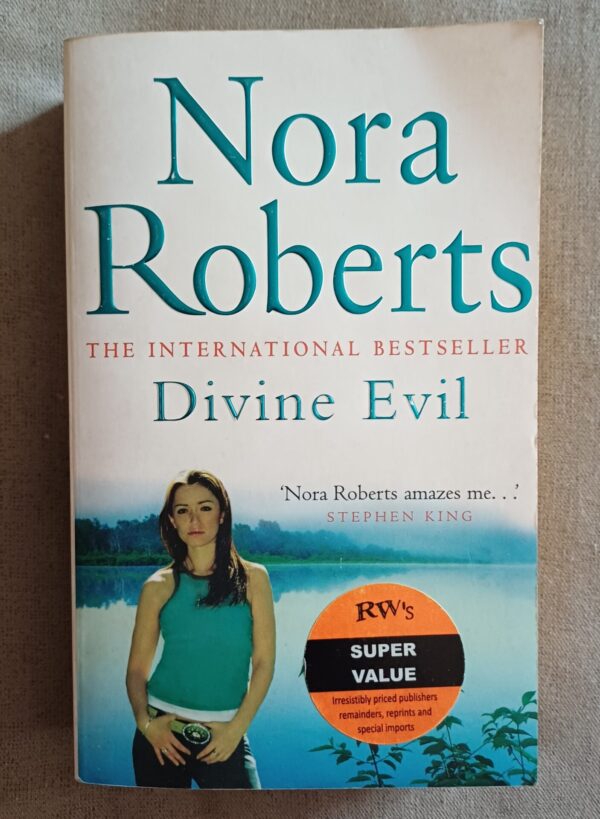 Divine Evil – Nora Roberts secondhand book