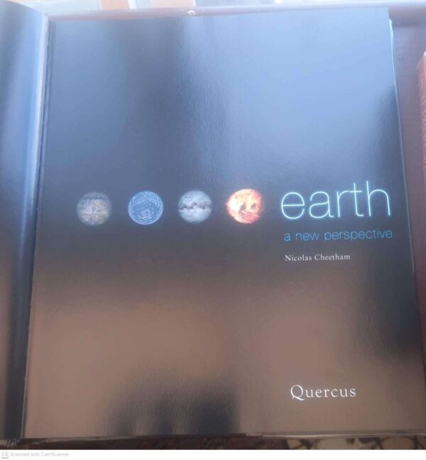 Earth5 Earth: A New Perspective — Nicolas Cheetham secondhand book