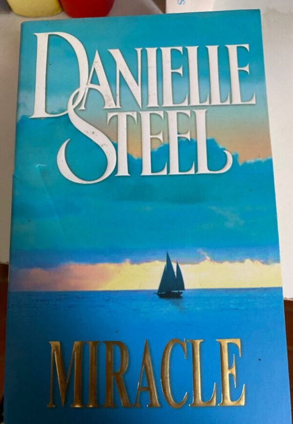 Miracle – Danielle Steel secondhand book
