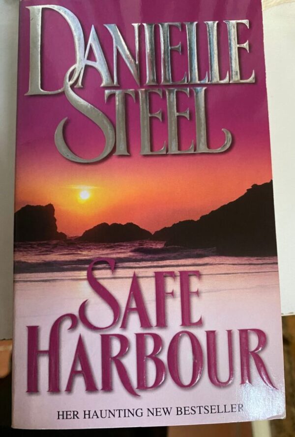 Safe Harbour – Danielle Steel secondhand book