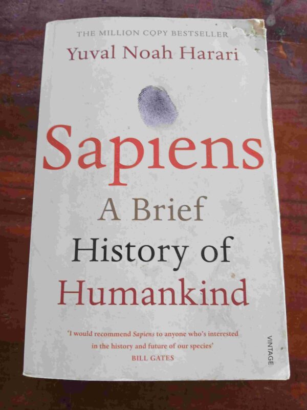 Sapiens: A Brief History Of Humankind – Yuval Noah Harari secondhand book