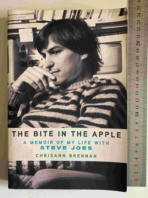 20250615_134104893_iOS The Bite of the Apple – Crissann Brennan secondhand book